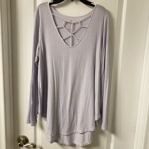 Lavender Long Sleeve American Eagle shirt SZ L